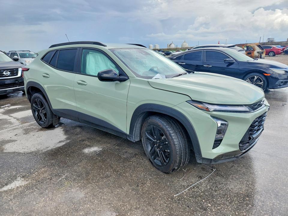 2025 Chevrolet Trax VIN KL77LKEP3SC161299 COPART salvage auction — FRONT END, La - Cert Of Title-Salvage, sold $4,750 on 2026-07-22 (photo 4)