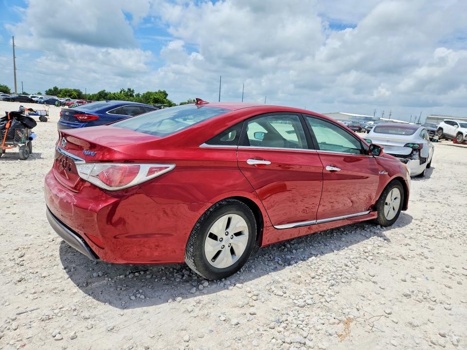 2013 Hyundai Sonata VIN KMHEC4A4XDA066850 COPART salvage auction — MECHANICAL, Ut - Certificate Of Title (P), sold $1,350 on 2026-07-09 (photo 3)
