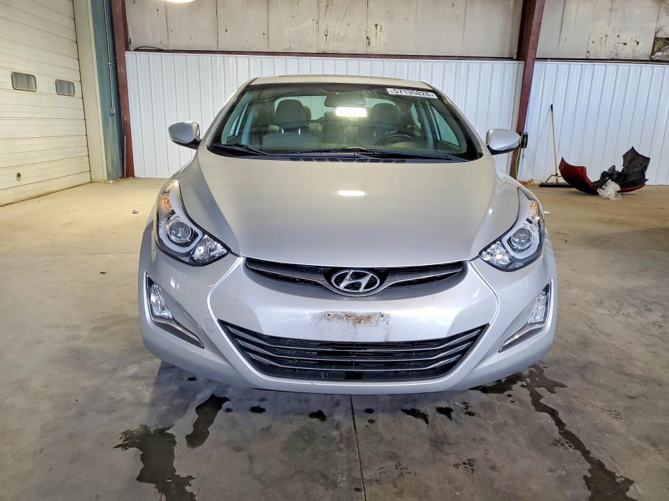 2015 Hyundai Elantra VIN KMHDH4AH0FU238269 COPART salvage auction — MINOR DENT/SCRATCHES, Il - Certificate Of Title, sold $2,750 on 2026-07-08 (photo 5)