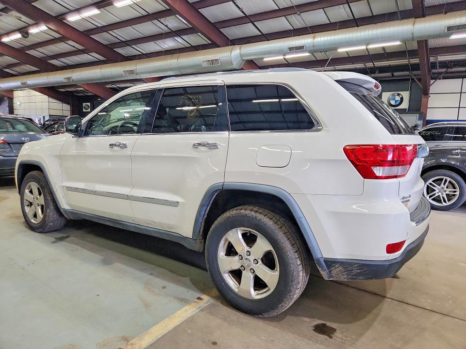 2011 Jeep Grand cherokee VIN 1J4RR5GG2BC723308 COPART salvage auction — MINOR DENT/SCRATCHES, Vt - Certificate Of Title, sold $1,750 on 2026-07-03 (photo 2)