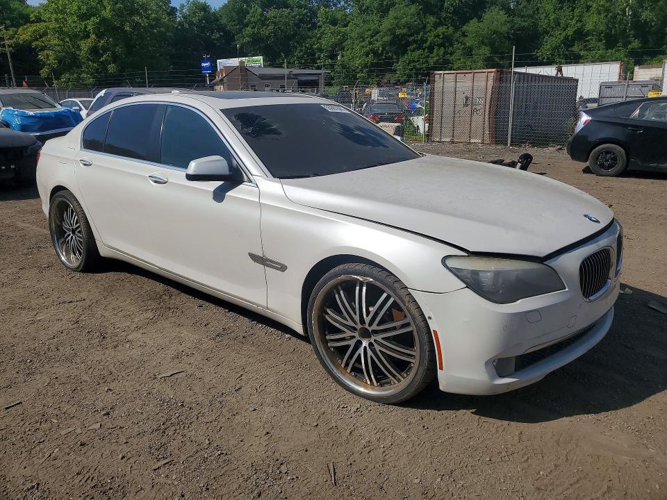 2011 BMW Alpina b7 VIN WBAKA8C50BCY37115 COPART salvage auction — MECHANICAL, Wv - Certificate Of Title, sold $675 on 2026-07-02 (photo 4)