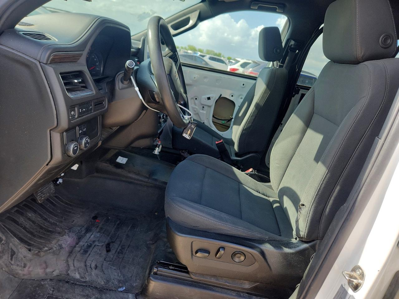 2021 Chevrolet Tahoe VIN 1GBSCLED8MR296260 COPART salvage auction — Minor Dent/Scratches, TX - CERTIFICATE OF TITLE (P), sold $8,300 on 2026-07-09 (photo 7)