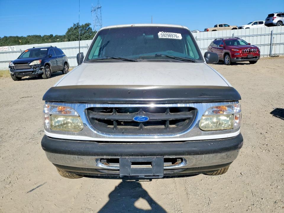 1996 Ford Explorer VIN 1FMDU34X2TZA58721 COPART salvage auction — SIDE, Ca - Dis/Dlr/Exp Only Lien Papers, sold $60 on 2026-07-08 (photo 5)