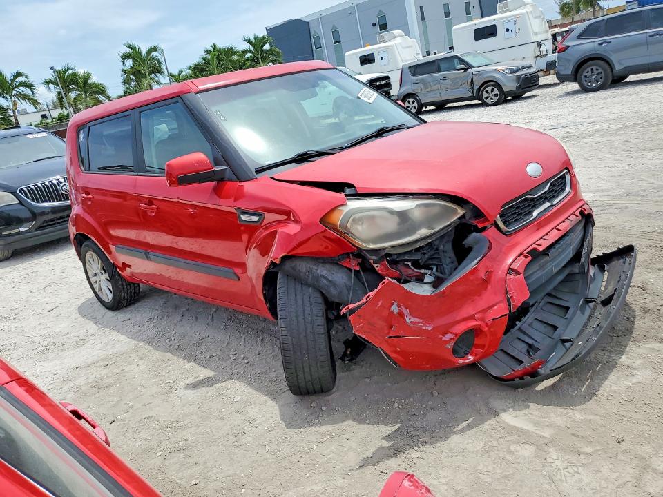 2013 Kia Soul VIN KNDJT2A59D7606010 COPART salvage auction — FRONT END, Fl - Cert Of Title Slvg Rebuildable, sold $500 on 2026-07-07 (photo 4)