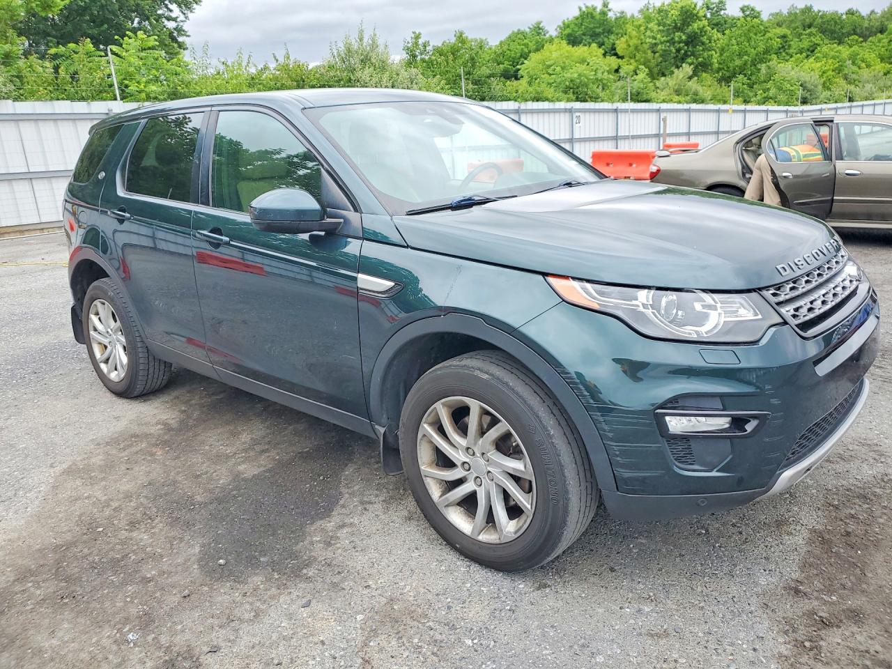 2016 Land Rover Discovery Sport VIN SALCR2BG2GH552886 COPART salvage auction — Normal Wear, PA - CERT OF TITLE, sold $2,050 on 2026-07-03 (photo 4)