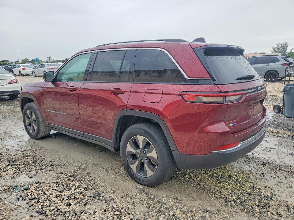 2023 Jeep Cherokee VIN 1C4RJYB65PC649094 COPART salvage auction — FRONT END, Fl - Cert Of Title Slvg Rebuildable, sold $11,400 on 2026-07-31 (photo 2)