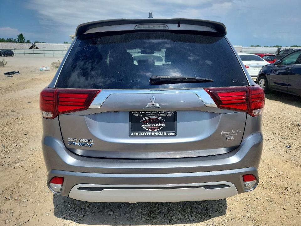 2020 Mitsubishi Outlander VIN JA4J24A52LZ009356 COPART salvage auction — MINOR DENT/SCRATCHES, Wv - Dealer Only Clean Title (P), sold $10,000 on 2026-07-28 (photo 6)