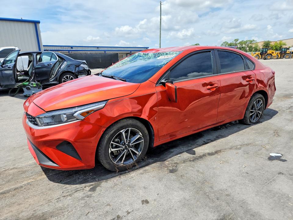 2022 Kia VIN 3KPF24AD2NE465097 COPART salvage auction — ROLLOVER, Salvage Title, sold $2,650 on 2026-07-28 (photo 1)