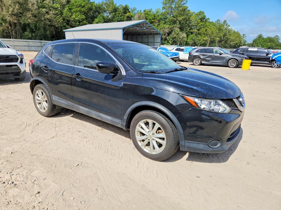 2017 Nissan Rogue VIN JN1BJ1CR5HW132690 COPART salvage auction — REAR END, Fl - Cert Of Title Slvg Rebuildable, sold $2,150 on 2026-07-06 (photo 4)