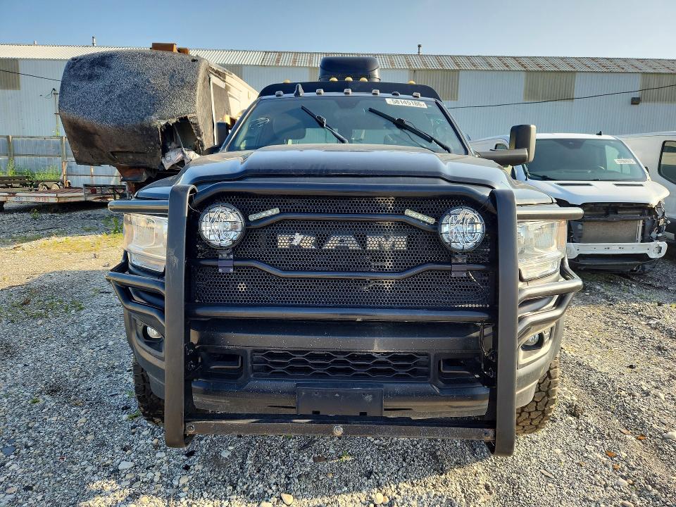 2022 Ram 5500 VIN 3C7WRNDL5NG213064 COPART salvage auction — STRIPPED, In - Certificate Of Title, sold $25,000 on 2026-07-27 (photo 5)