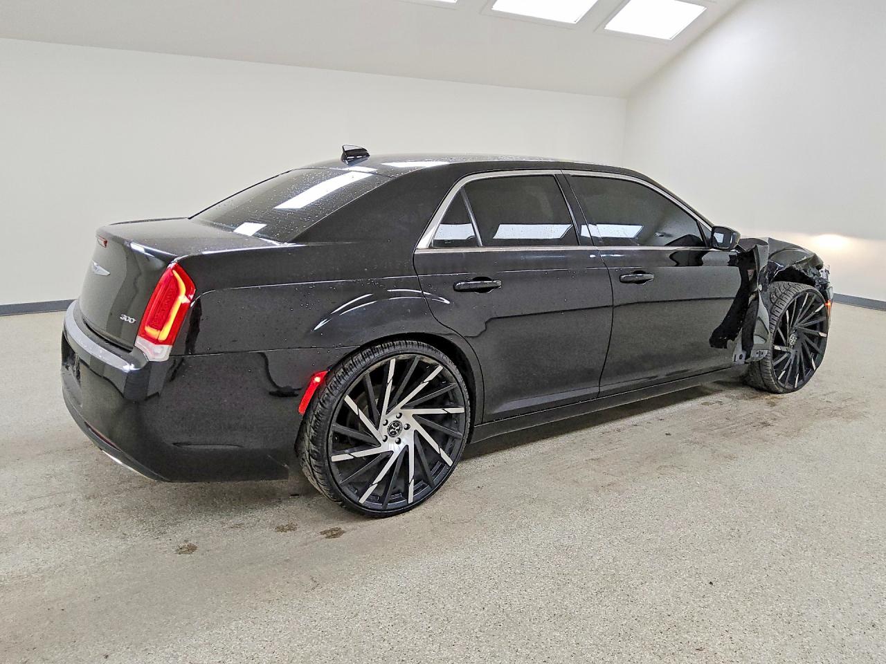 2019 Chrysler 300 VIN 2C3CCAAG4KH634307 COPART salvage auction — Front End, CO - CERTIFICATE OF TITLE, sold $6,500 on 2026-07-09 (photo 3)