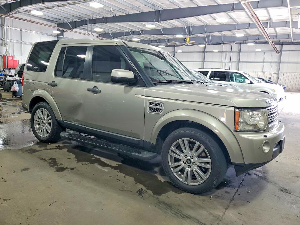 2010 Land rover Lr4 VIN SALAG2D42AA529088 COPART salvage auction — SIDE, MN - CERT OF TITLE-PRIOR SALVAGE, sold $250 on 2026-07-21 (photo 4)