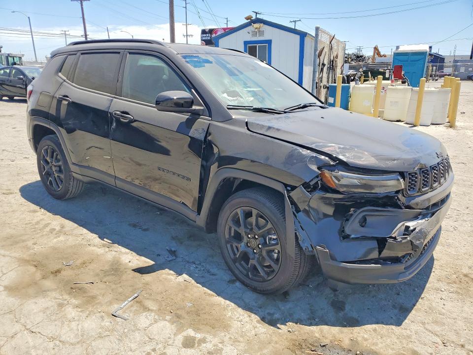 2026 Jeep Compass VIN 3C4NJDBN7TT166087 COPART salvage auction — FRONT END, Ca - Salvage Certificate, sold $4,000 on 2026-07-23 (photo 4)