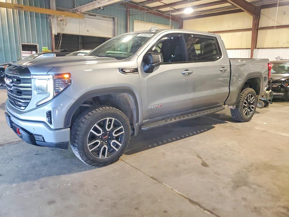 2025 Gmc SIERRA VIN 1GTUUEE81SZ283413 COPART salvage auction — REAR END, IA - CERT OF TITLE-SALVAGE TITLE, sold $18,100 on 2026-08-19 (photo 1)