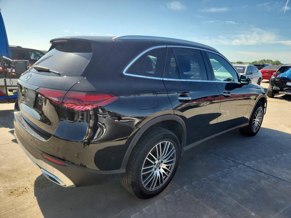2025 Mercedes-benz VIN W1NKM4GB5SF345643 COPART salvage auction — FRONT END, Tx - Salvage Vehicle Title, sold $22,000 on 2026-07-13 (photo 3)