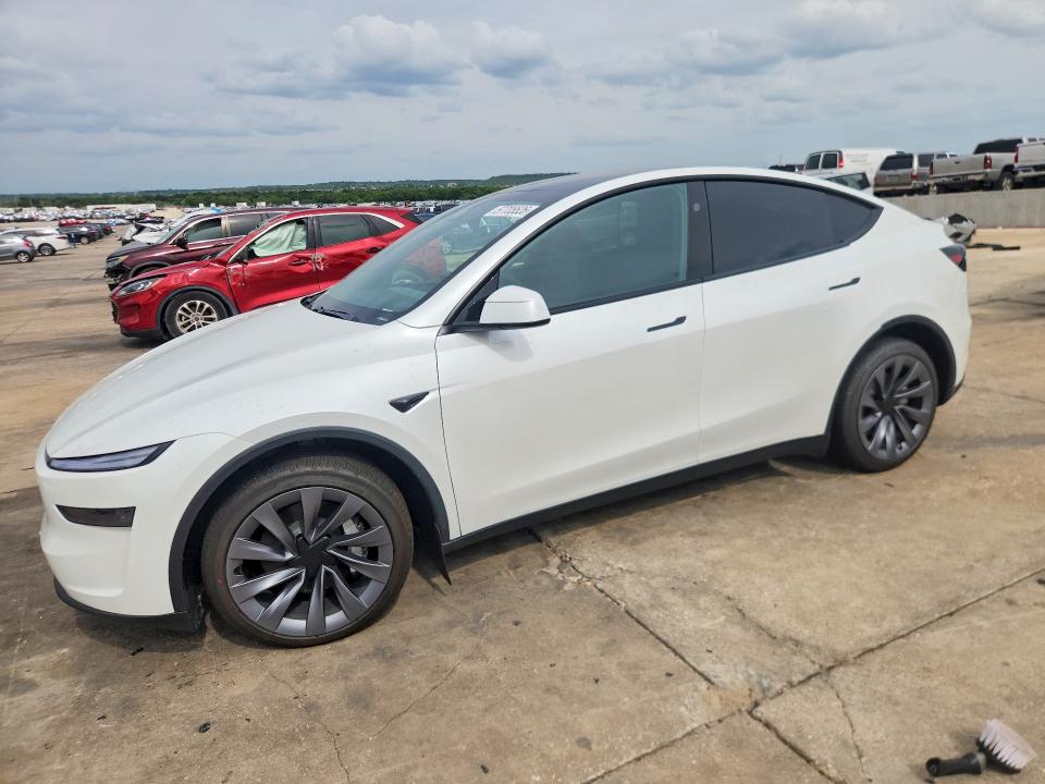2026 Tesla VIN 7SAYGDEE2TF636504 COPART salvage auction — UNDERCARRIAGE, Il - Salvage Certificate, sold $24,300 on 2026-07-23 (photo 1)
