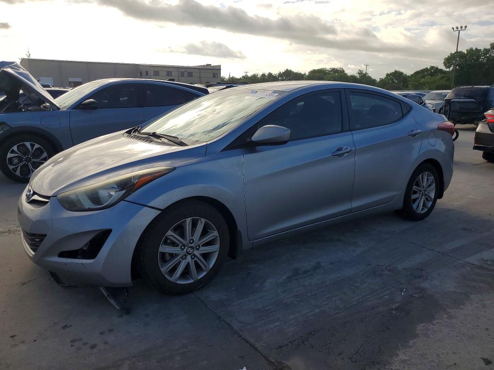 2016 Hyundai VIN 5NPDH4AE4GH660891 — COPART salvage auction photo