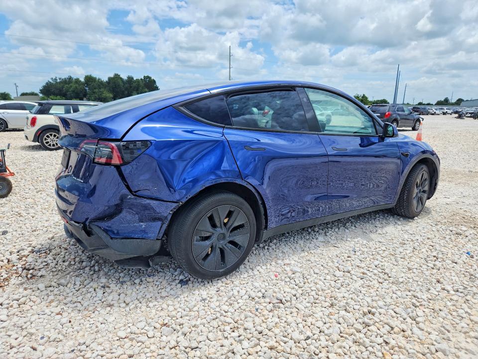 2024 Tesla VIN 7SAYGDEE9RA333290 COPART salvage auction — REAR END, TX - SALVAGE VEHICLE TITLE (P), sold $2,200 on 2026-07-30 (photo 3)