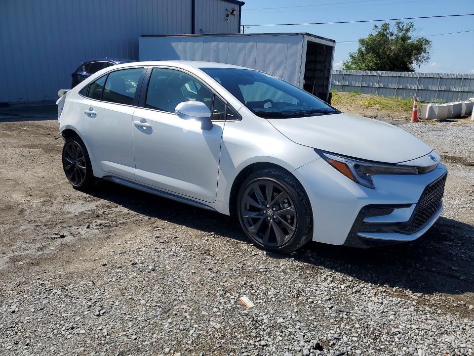2026 Toyota Corolla VIN JTDBCMFE0T3127585 COPART salvage auction — REAR END, Fl - Cert Of Title Slvg Rebuildable, sold $6,200 on 2026-07-31 (photo 4)