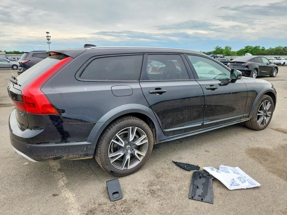 2018 Volvo VIN YV4A22NL6J1021439 COPART salvage auction — SIDE, NY - MV-907A SALVAGE CERTIFICATE, sold $5,800 on 2026-07-27 (photo 3)