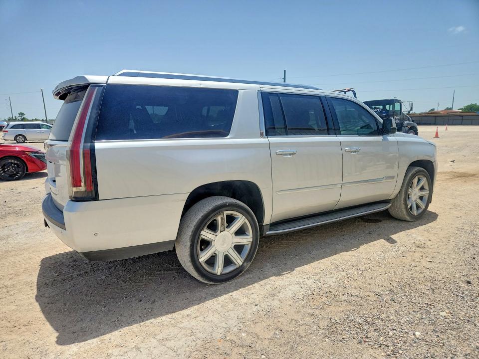 2020 Cadillac Escalade VIN 1GYS4HKJ7LR113858 COPART salvage auction — NORMAL WEAR, Tx - Cert Of Title-Rebuilt Salvage, sold $9,700 on 2026-07-29 (photo 3)