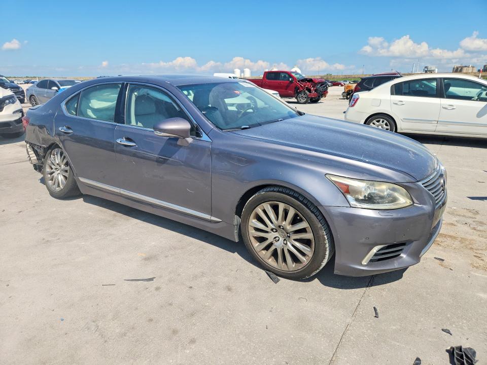 2014 Lexus Ls VIN JTHBL5EF0E5132517 COPART salvage auction — REAR END, Salvage Title, sold $2,750 on 2026-07-22 (photo 4)