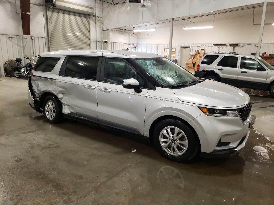 2022 Kia Carnival VIN KNDNB4H37N6080262 COPART salvage auction — SIDE, Mn - Cert Of Title-Salvage, sold $6,900 on 2026-07-13 (photo 4)