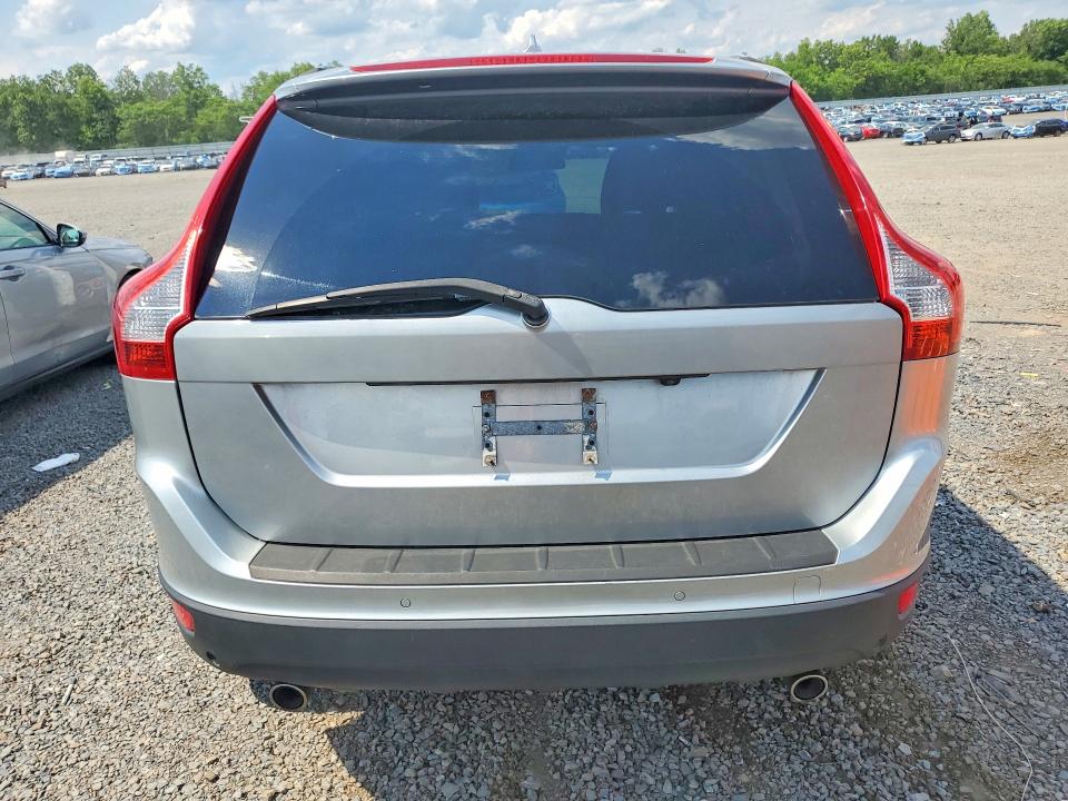 2012 Volvo Xc60 VIN YV4902DZ0C2263039 COPART salvage auction — REAR END, Nj - Certificate Of Title, sold $375 on 2026-08-04 (photo 6)
