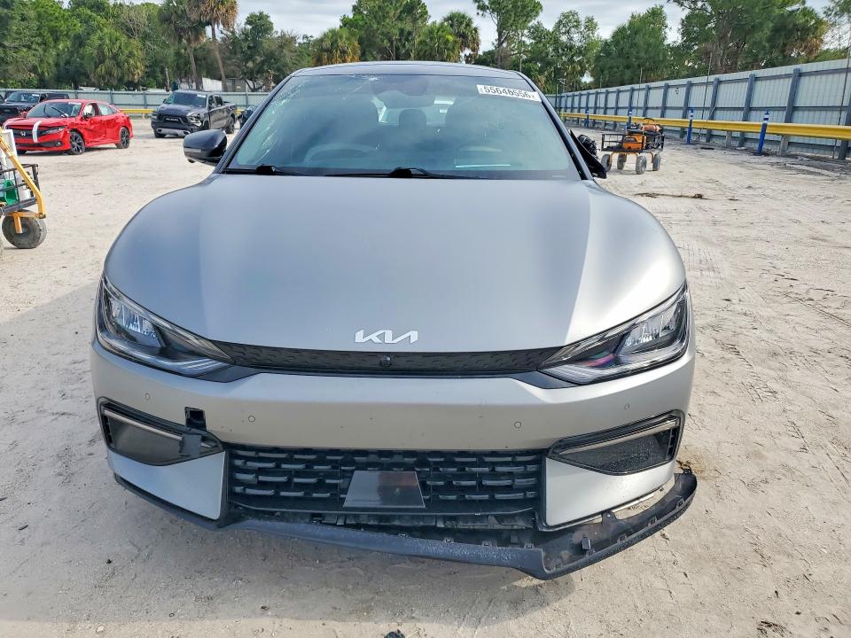 2022 Kia Ev6 VIN KNDC44LA3N5048535 COPART salvage auction — REAR END, Fl - Certificate Of Destruction, sold $7,700 on 2026-08-19 (photo 5)