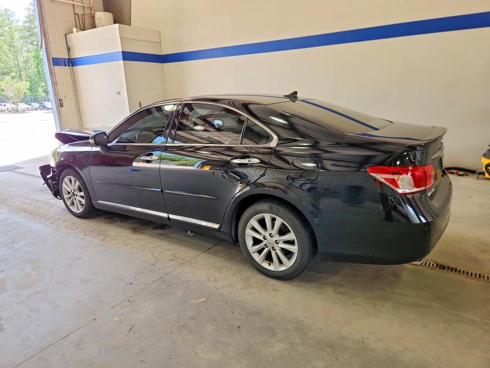 2010 Lexus Es 350 VIN JTHBK1EG1A2376869 COPART salvage auction — FRONT END, VA - CERT OF TITLE - SALVAGE, sold $1,250 on 2026-07-17 (photo 2)
