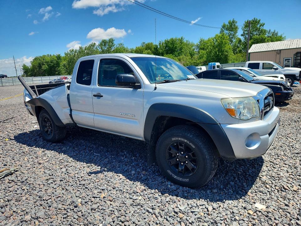 2008 Toyota Tacoma VIN 5TEUU42N28Z572494 COPART salvage auction — REAR END, Wv - Salvage Certificate, sold $3,800 on 2026-07-27 (photo 4)