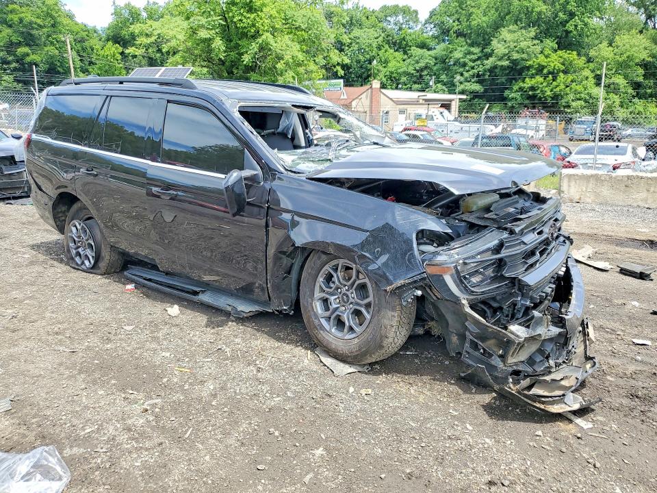 2025 Ford Expedition VIN 1FMJU1G82SEA12775 COPART salvage auction — ALL OVER, Md - Certificate Of Title, sold $14,600 on 2026-07-09 (photo 4)