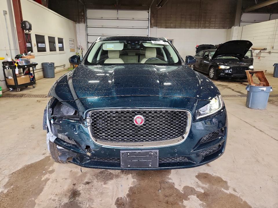 2020 Jaguar F-pace VIN SADCK2FX9LA651511 COPART salvage auction — FRONT END, Mn - Cert Of Title-Salvage, sold $4,650 on 2026-07-09 (photo 5)