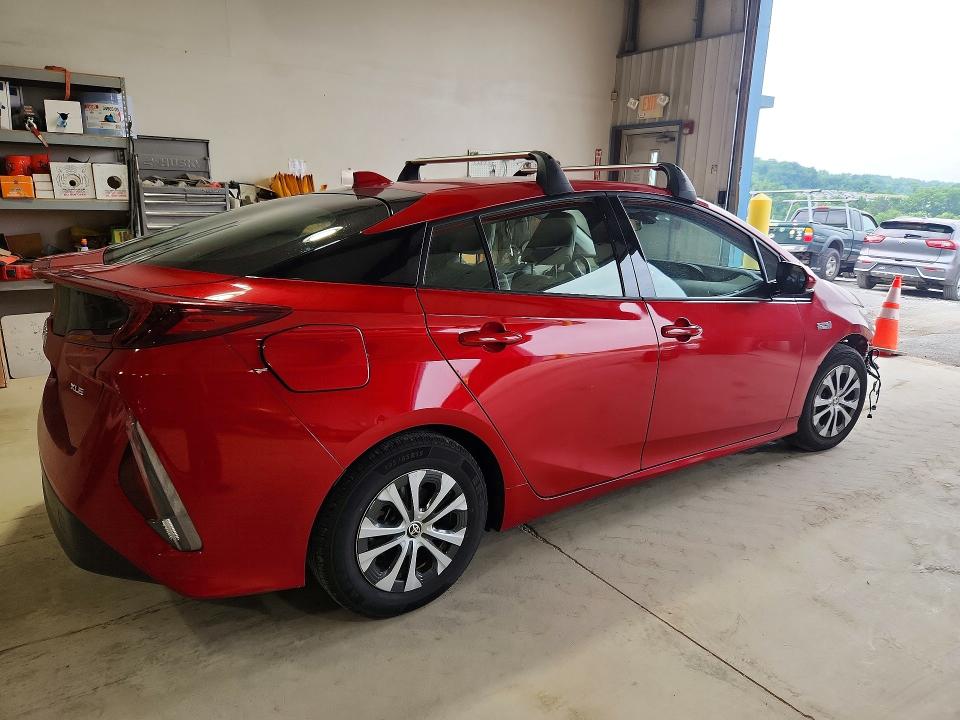 2020 Toyota Prius VIN JTDKARFP0L3138591 COPART salvage auction — FRONT END, PA - CERTIFICATE OF SALVAGE, sold $8,200 on 2026-07-10 (photo 3)
