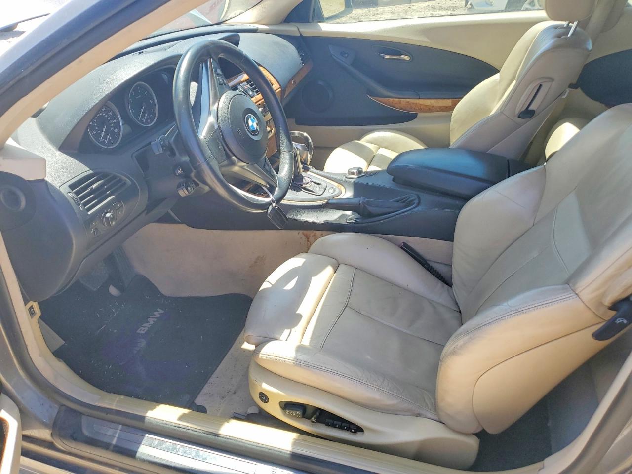 2007 BMW 6 Series VIN WBAEH13557CR51392 COPART salvage auction — Normal Wear, MO - DEALER ONLY CLEAN TITLE, sold $1,300 on 2026-07-02 (photo 7)