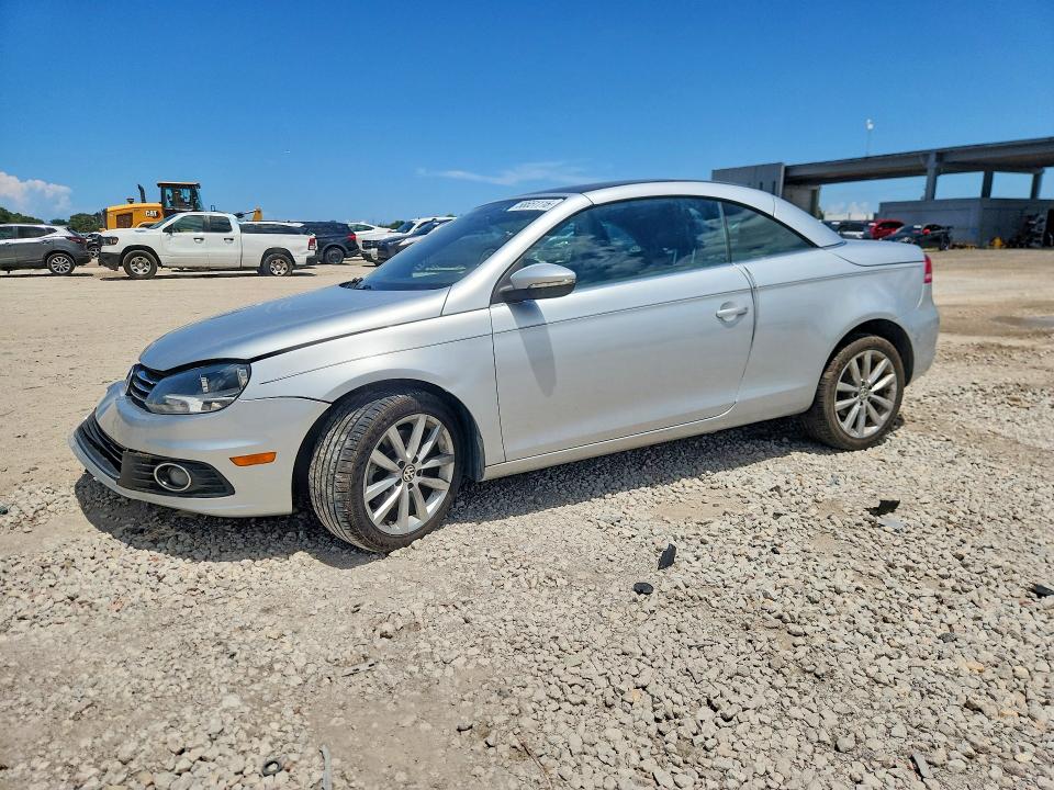 2015 Volkswagen Eos VIN WVWBW8AH4FV000038 COPART salvage auction — FRONT END, Fl - Cert Of Title Slvg Rebuildable, sold $1,300 on 2026-07-14 (photo 1)