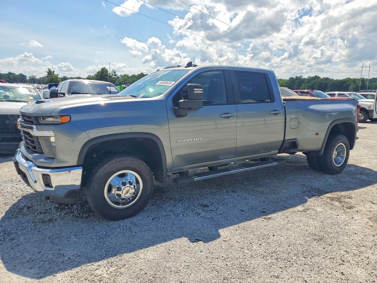 2024 Chevrolet Silverado 3500 VIN 1GC4YTEY8RF358239 — COPART salvage auction photo
