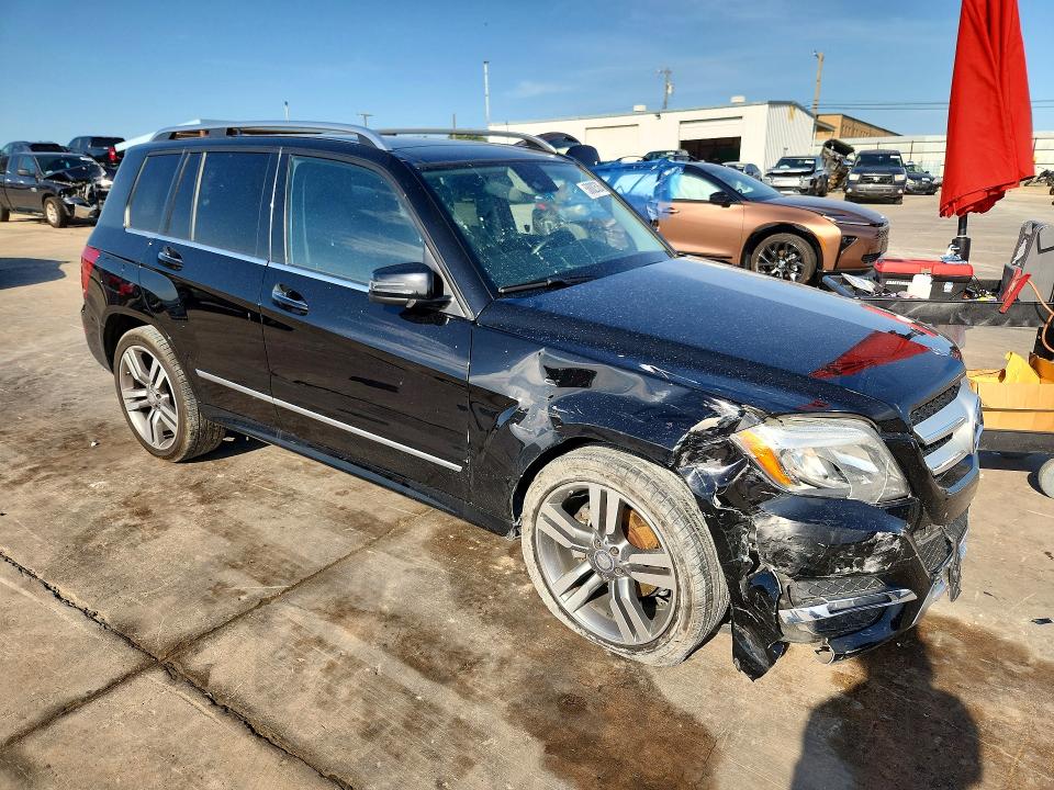 2015 Mercedes-benz Glk-klasse VIN WDCGG5HB8FG429846 COPART salvage auction — FRONT END, Tx - Salvage Vehicle Title, sold $2,750 on 2026-07-27 (photo 4)