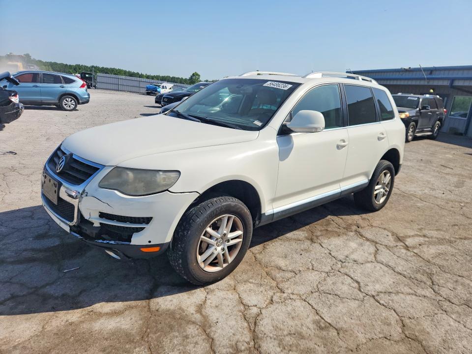 2009 Volkswagen Touareg VIN WVGBE77L59D015999 COPART salvage auction — WATER/FLOOD, Tn - Salvage Cert-Water Damage, sold $400 on 2026-07-09 (photo 1)
