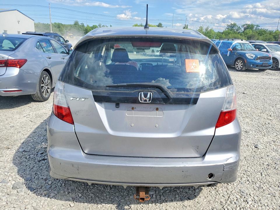 2009 Honda Fit VIN JHMGE88449S027109 COPART salvage auction — FRONT END, MA - CERT OF TITLE-RECONSTRCTD COLL, sold $375 on 2026-07-15 (photo 6)