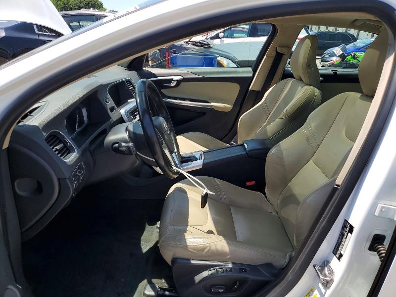 2018 Volvo S60 VIN LYV402TM5JB171942 COPART salvage auction — NORMAL WEAR, Ky - Certificate Of Title (P), sold $1,000 on 2026-07-03 (photo 7)