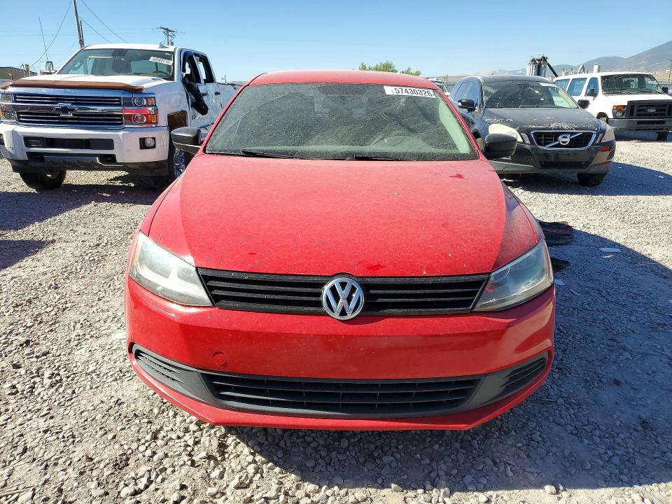 2014 Volkswagen Jetta VIN 3VW2K7AJ1EM407605 COPART salvage auction — MINOR DENT/SCRATCHES, UT - CERTIFICATE OF TITLE, sold $975 on 2026-07-10 (photo 5)