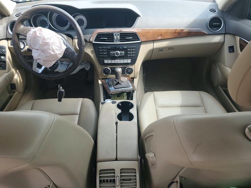 2013 Mercedes-benz C-klasse VIN WDDGF4HBXDA869897 COPART salvage auction — FRONT END, Tx - Salvage Vehicle Title, sold $900 on 2026-07-06 (photo 8)