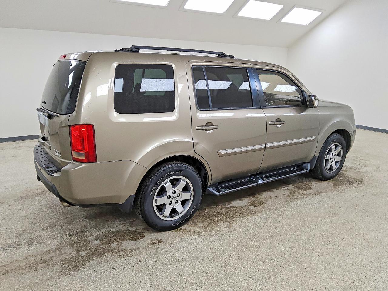 2011 Honda Pilot VIN 5FNYF4H94BB102188 COPART salvage auction — Minor Dent/Scratches, CO - CERTIFICATE OF TITLE, sold $275 on 2026-07-09 (photo 3)