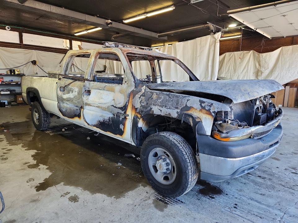 2001 Chevrolet Silverado 2500 VIN 1GCHC23U41F190307 COPART salvage auction — BURN, Pa - Certificate Of Salvage, sold $175 on 2026-07-09 (photo 4)