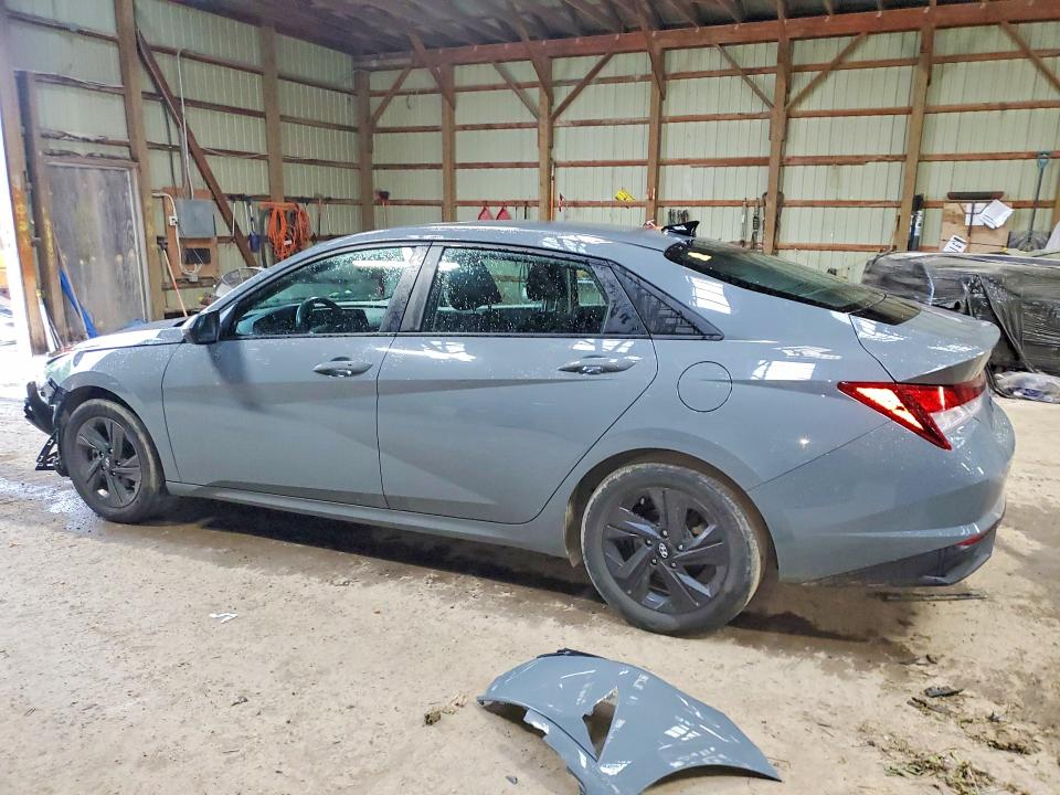 2022 Hyundai Elantra VIN KMHLM4AG7NU256426 COPART salvage auction — FRONT END, ON - PERMIT SALVAGE, sold $7,300 on 2026-07-14 (photo 2)