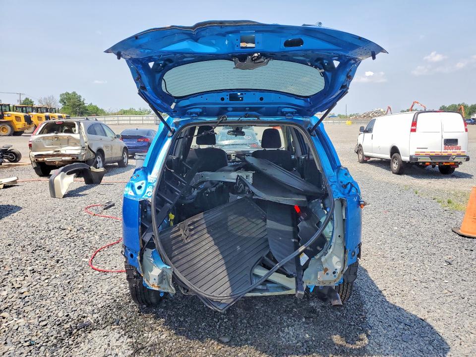 2017 Toyota Rav 4 VIN JTMBFREV4HJ156984 COPART salvage auction — REAR END, Nj - Cert Of Title-Salvage, sold $5,400 on 2026-07-31 (photo 6)