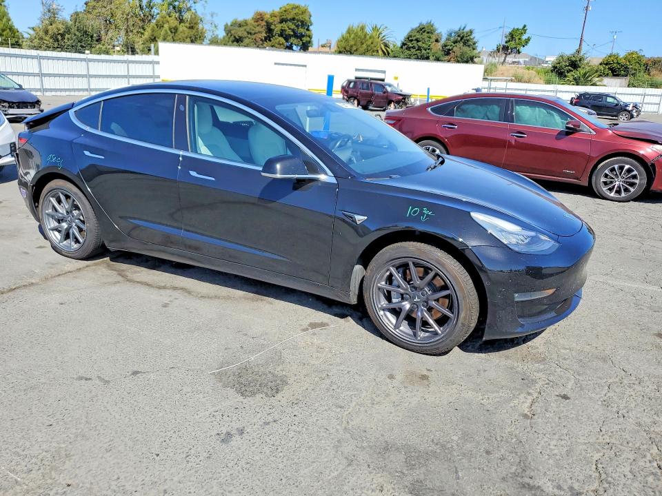 2019 Tesla Model 3 VIN 5YJ3E1EA9KF419281 COPART salvage auction — REAR END, CA - SALVAGE CERTIFICATE, sold $2,650 on 2026-07-24 (photo 4)