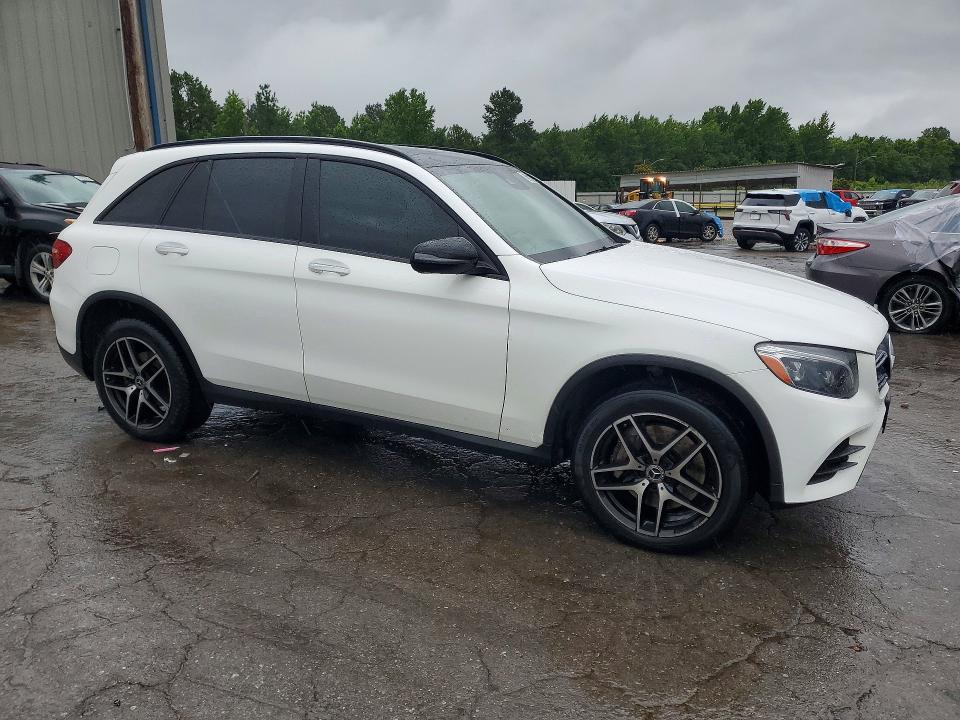 2019 Mercedes-benz Glc VIN WDC0G4KB2KV117550 COPART salvage auction — VANDALISM, Salvage Title, sold $9,300 on 2026-08-13 (photo 4)