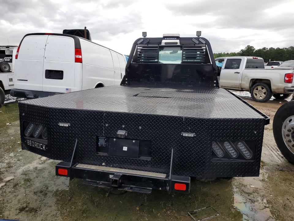 2015 Ford F550 VIN 1FDUF5HT9FEA04454 COPART salvage auction — FRONT END, Tx - Salvage Vehicle Title, sold $6,500 on 2026-07-08 (photo 6)